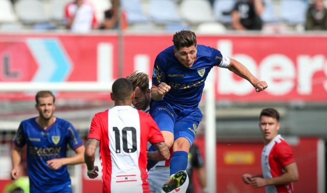 争冠球队 争冠球队