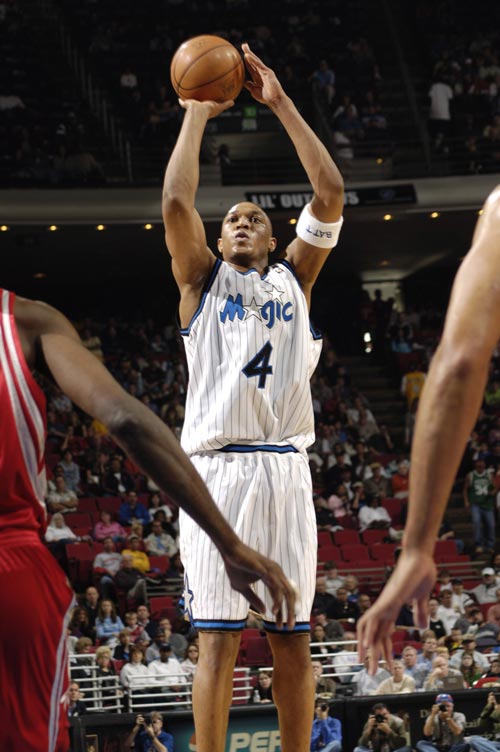 而是用一记 而是用一记