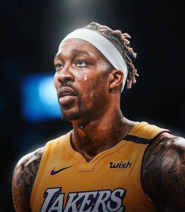 场干脆的 场干脆的